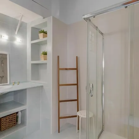 Penthouse In Historic Center By Costarentals - Mal01 *