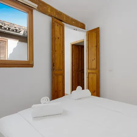 Apartment Penthouse In Historic Center By Costarentals - Mal01
